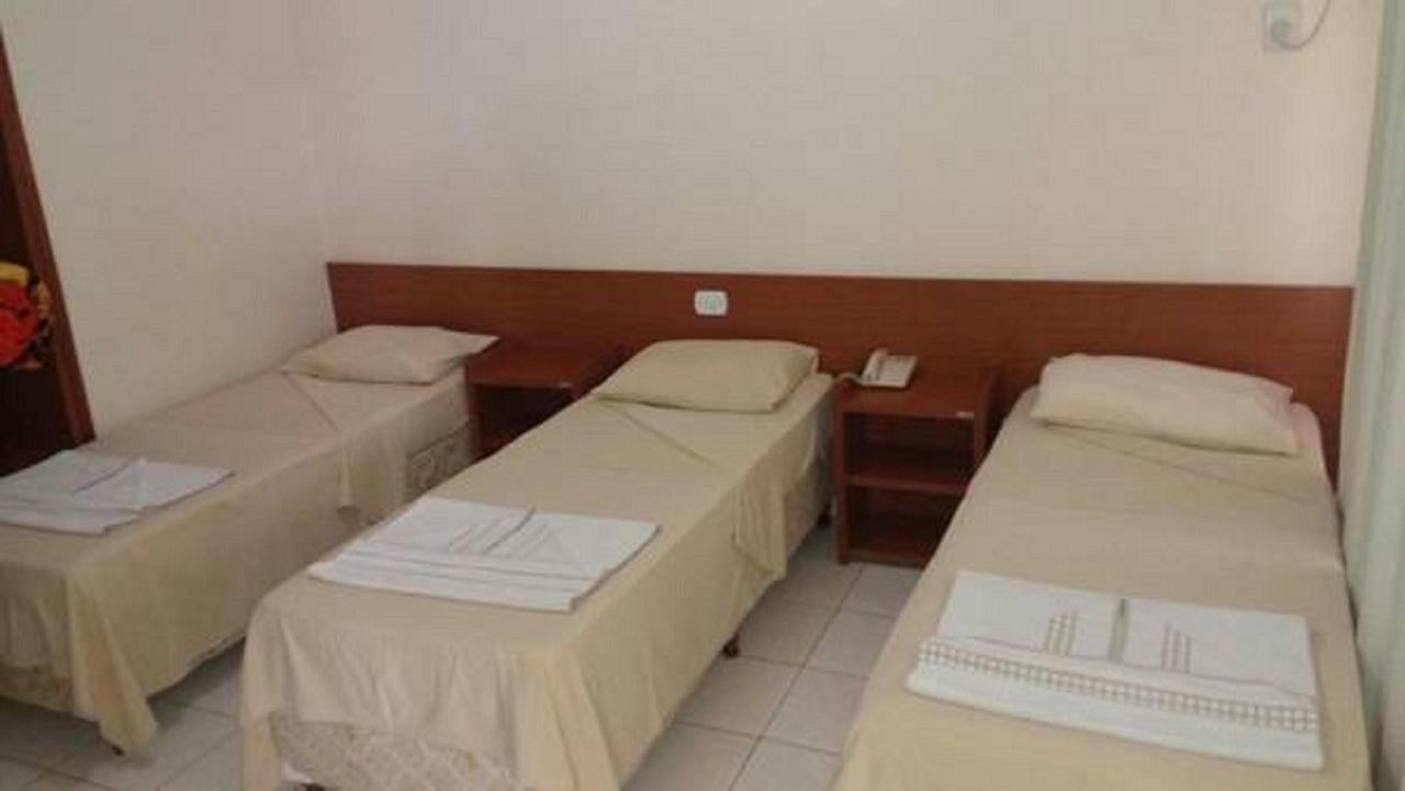 Candeias Hotel Gold Fish Corumbá Eksteriør billede